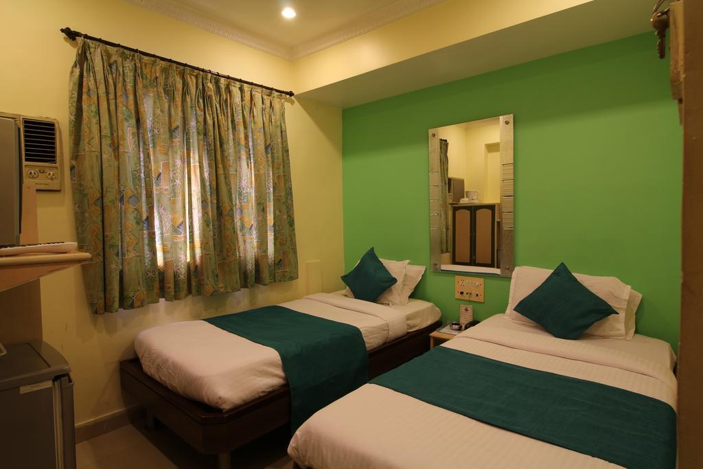 Hotel City Palace Mumbai Bagian luar foto