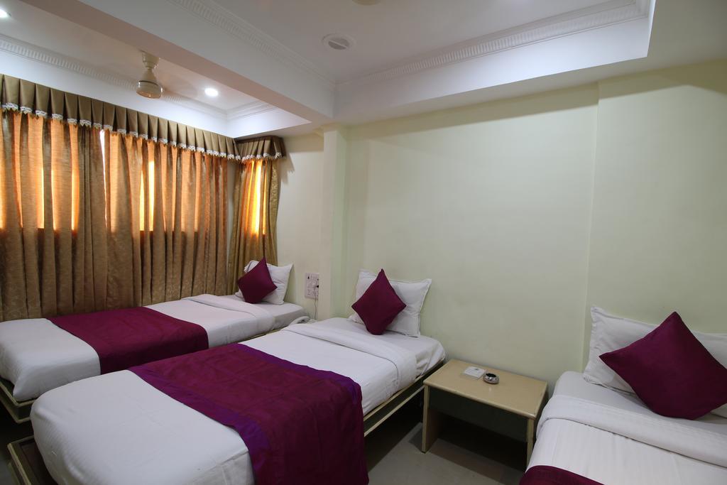 Hotel City Palace Mumbai Bagian luar foto